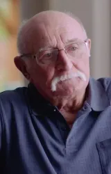 Ларри Кромптон